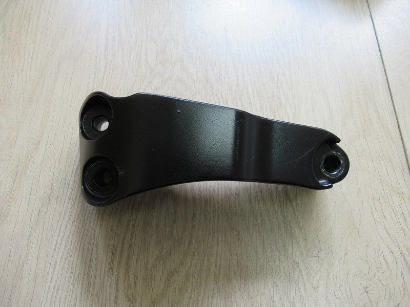 Equerre moteur avant  Kawasaki Z750 2004/2006 (321900010)