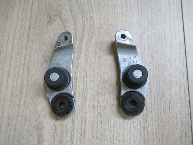 Support collecteur de silencieux Yamaha R1 2004-2006