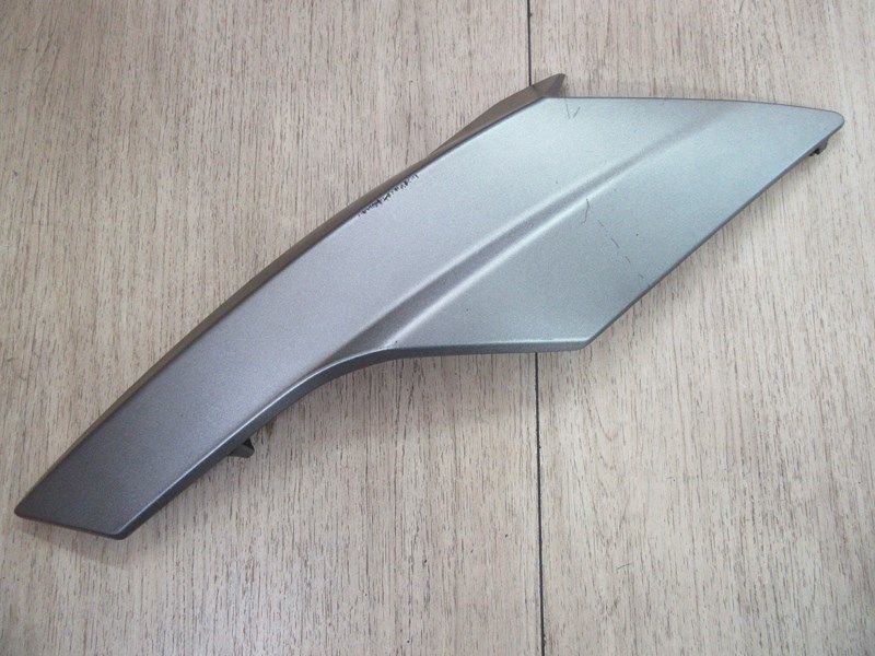 Sabot droit Triumph 765 Street Triple 2018-2019 (T2309104)