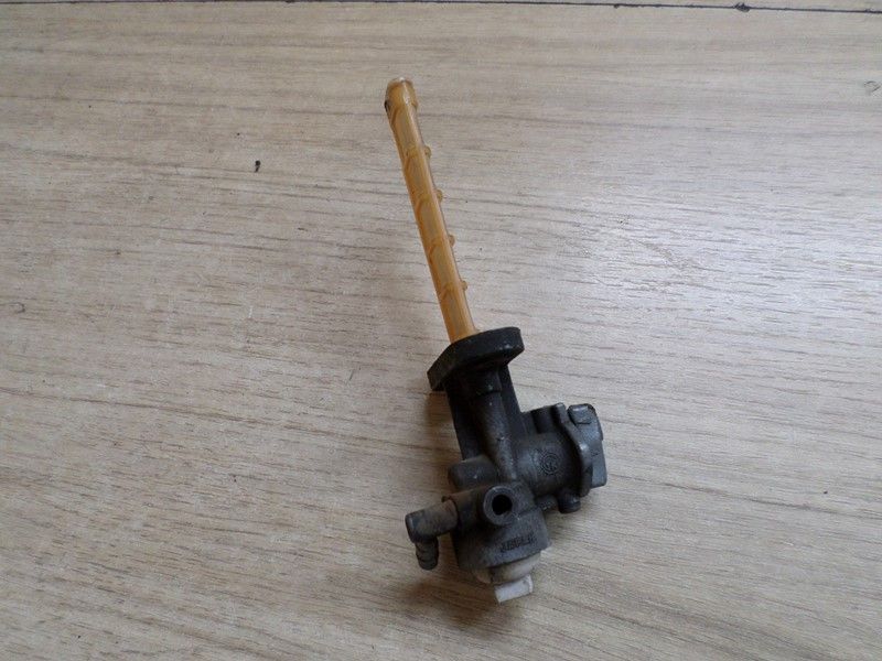 Robinet d'essence Yamaha SR 125 type 10F 1982/2000