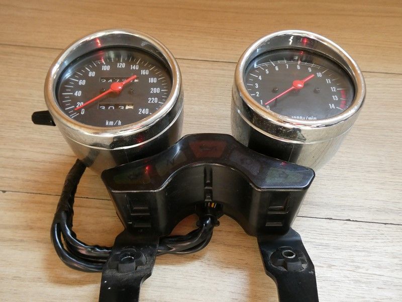 Tableau de bord complet Suzuki GSF 600 Bandit N 1995/1999 GN77A