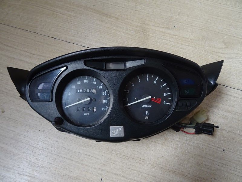 Tableau de bord Honda 650 Deauville RC47 1998/2001