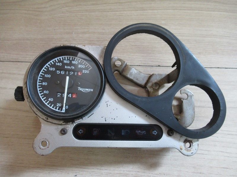Support et compteur Triumph Tiger 900 T430 1993-1998
