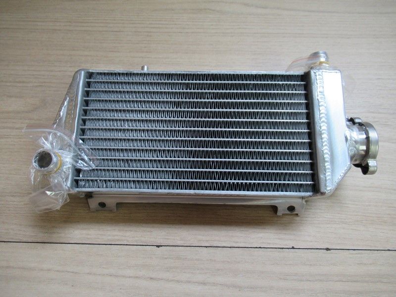 Radiateur droit d'eau Suzuki RM-Z 450 2018-2022 (Tecnium 960259)