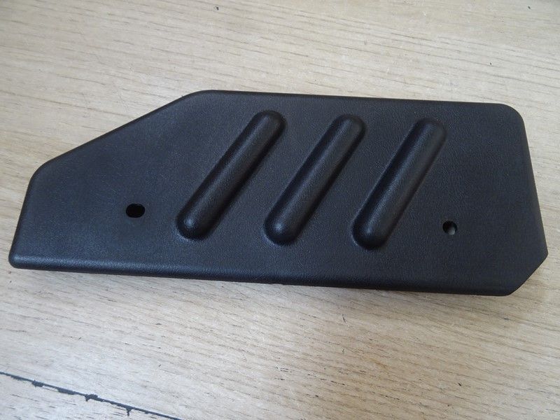 Protection triangle ar gauche TGB Blade (516322)