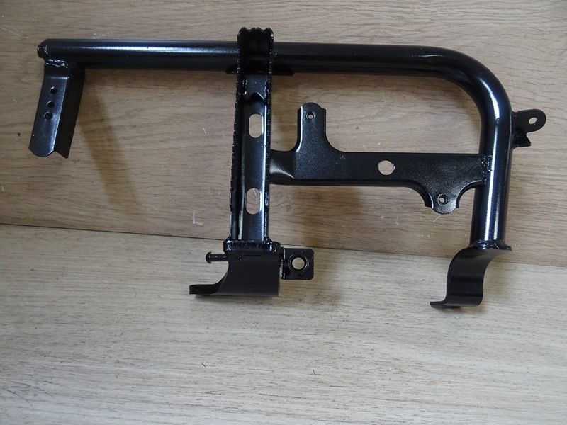Support pare chocs droit TGB Blade 550 600 (512066)