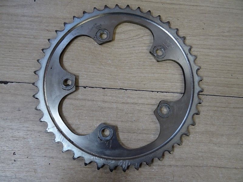 Couronne de transmission finale Triumph 955 Daytona 2002/2003