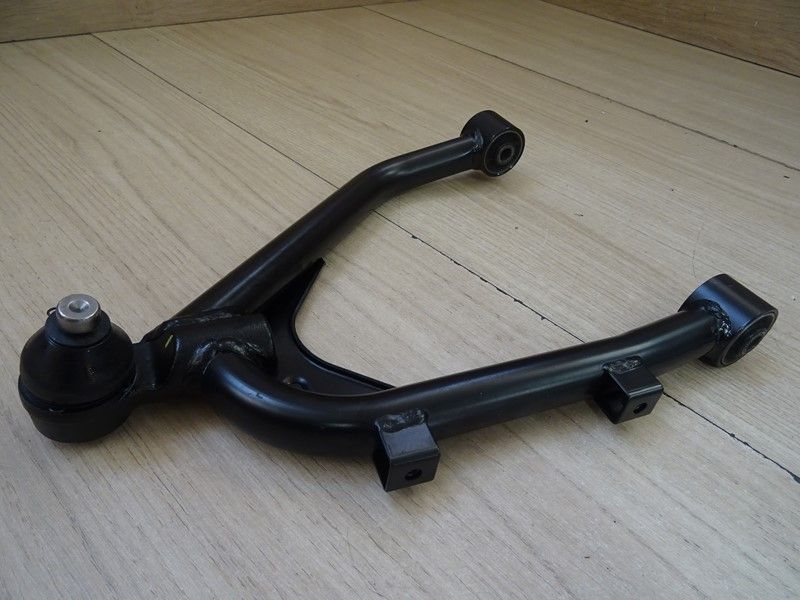 Triangle supérieur avant gauche TGB Blade 550 (513337)