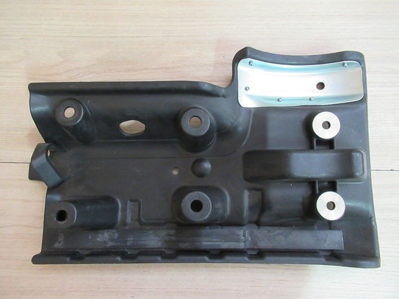 Plaque de dérapage, sabot bras oscillant Honda TRX 450 R 2004-2009 (50355-HP1-000)