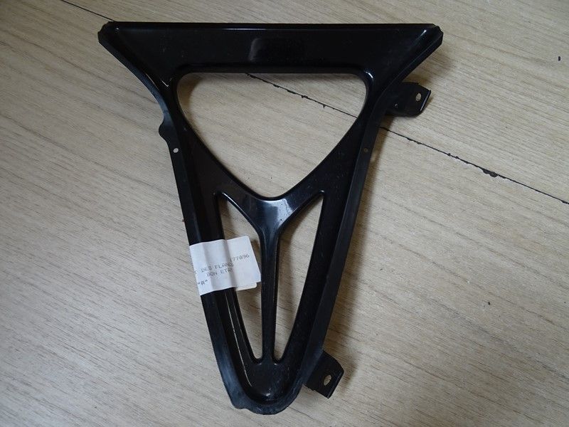 Vé de carénage Yamaha 600 R6 (5EB) 1999/2002 (5EB-2836-00)