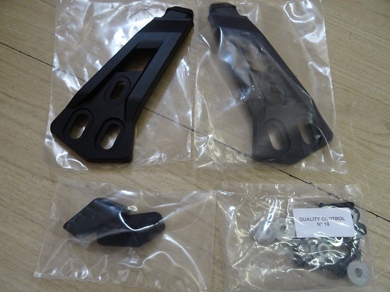 Kit support et visserie pour valises latérales Triumph Triumph 660 Tiger Sport 2022/-
