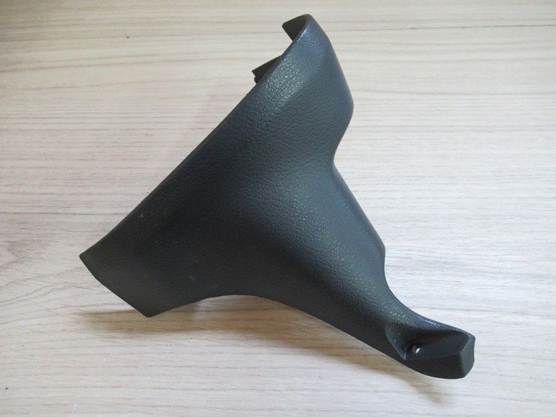 Couvercle inférieur droit de gauche Honda ST1100 90-02 (53160-MT3A-0100)