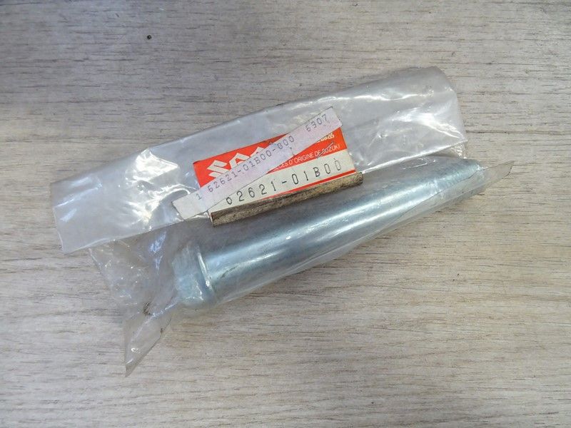 Vis d'étrier de frein Suzuki (02621-01B00)