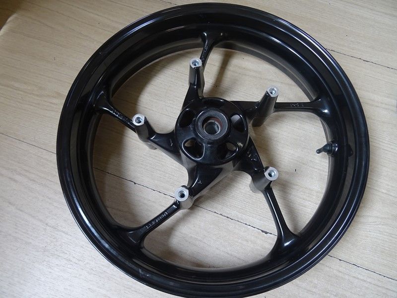 Roue avant Triumph 660 Trident 2021/-