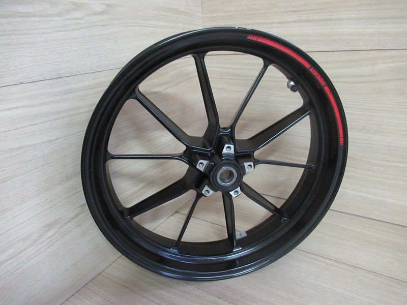 Jante avant Ducati 1100 Evo 2012-2013