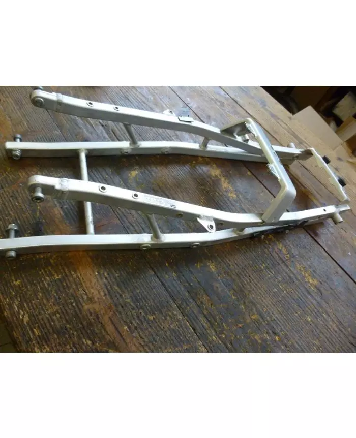 Boucle arrière racing Motoholders Suzuki GSXR 1000 - GMR Racing