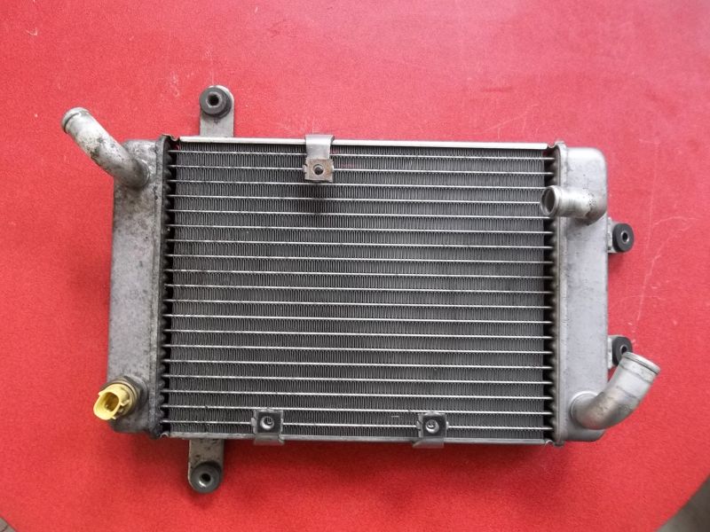 radiateur suzuki 400 AN burgman