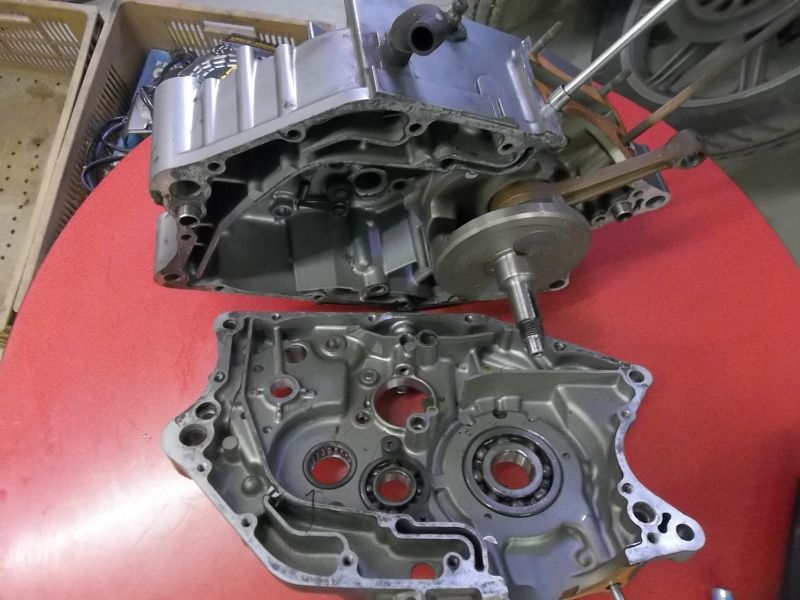 Jeu de carters moteur avec embiellage complet Suzuki 125 drse