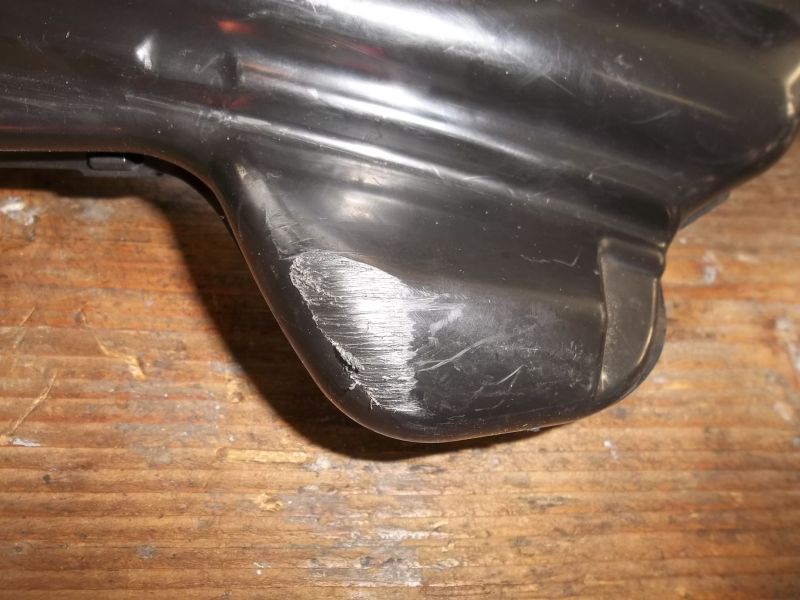 Manchon d'air droit pour Suzuki 1000 GSXR