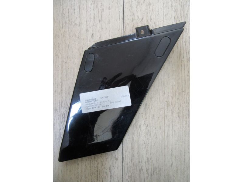 Cache gauche Kawasaki 750 GPX 1987-1989 (1402413441A)