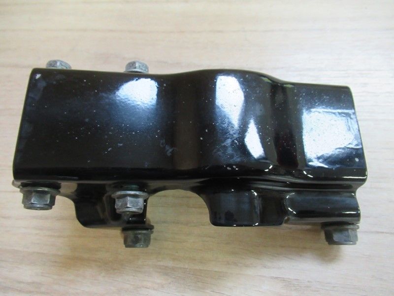 Support de moteur avant Suzuki RV 125 VanVan 2003-2016