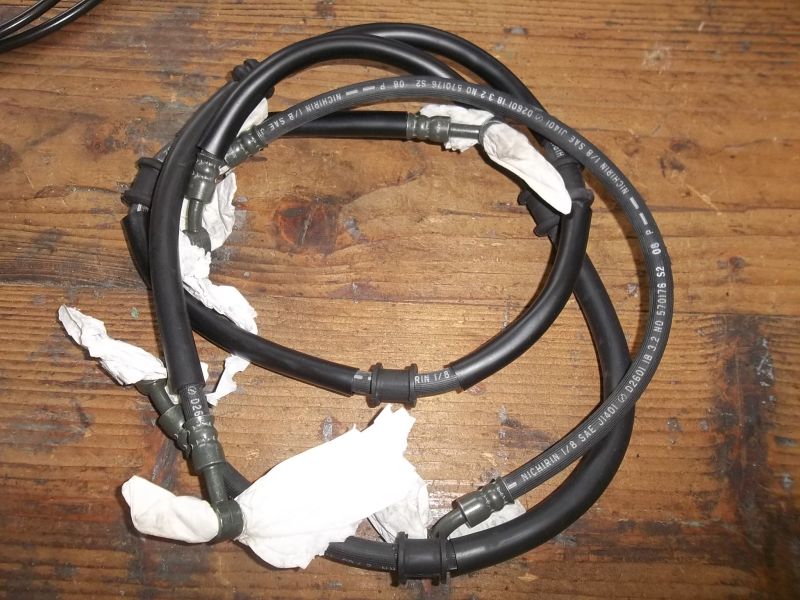 Jeu de flexibles de frein avant pour Suzuki SV 1000 S