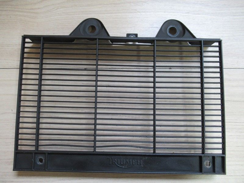 Grille de radiateur d'eau Triumph 1200 Trophy 1996-2003 (T2100029)