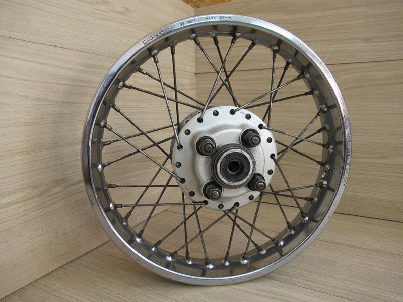 Roue arrière Yamaha SR125 1997-2000