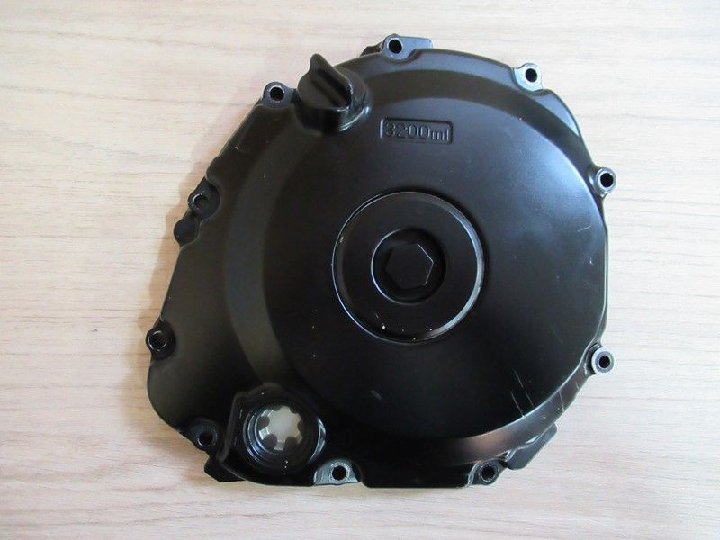 Couvercle d'embrayage Suzuki GSR750 2011-2016