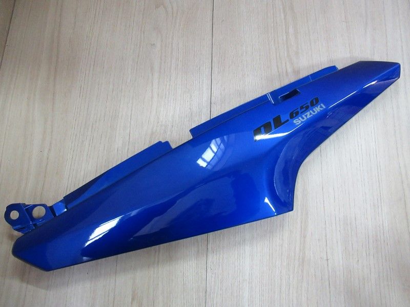 Carénage arrière gauche Suzuki DL 650 V-Strom 2004-2006 (45502-27G00-YEX)