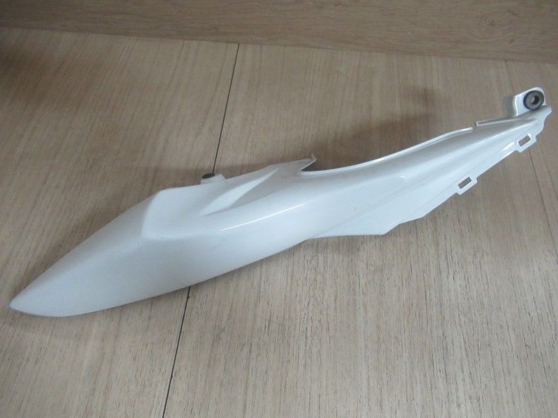 Queue de carénage droite Suzuki 1000 GSXR 2009-2016 (47111-47H)