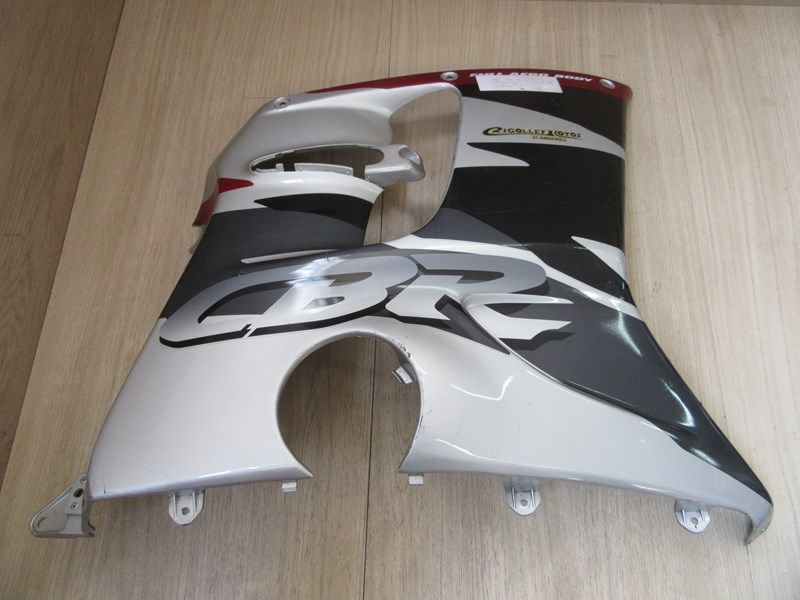 Flanc droit de carénage Honda 1000 CBR (SC25) 1993-1996 – 64320-MZ2A-0000