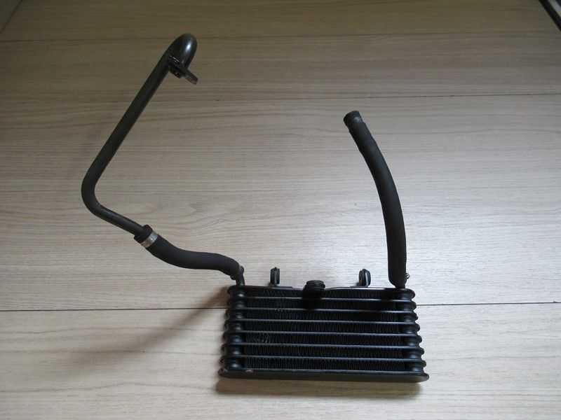 Radiateur d'huile Aprilia ETV 1000 Caponord 2001-2007