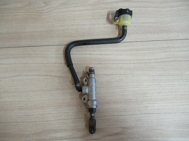 Maître-cylindre de frein arrière Yamaha TDR125 1993-2002