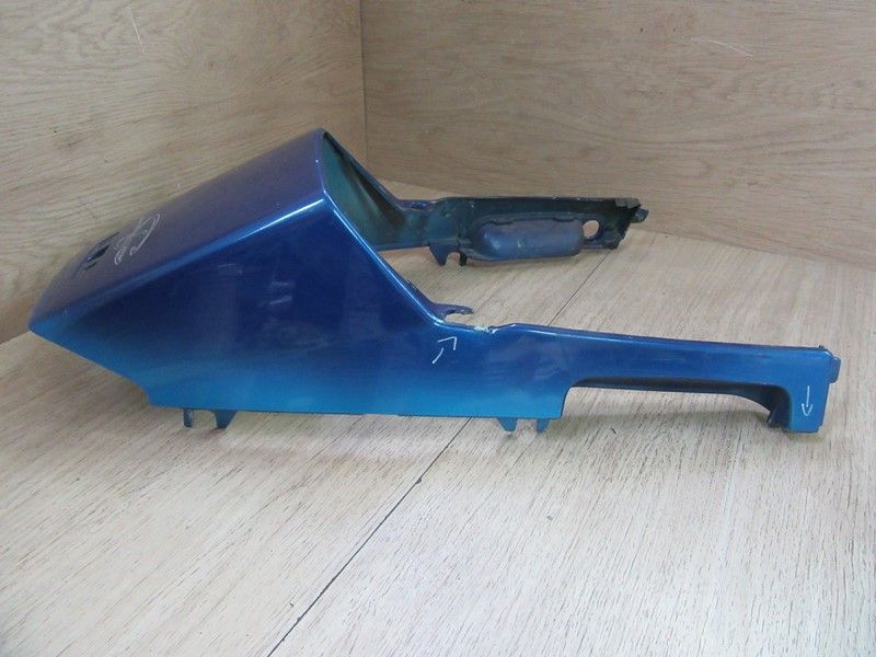 Coque arrière Honda 750 VFS (RC07) 1982-1985 (77200-MBO-0000)