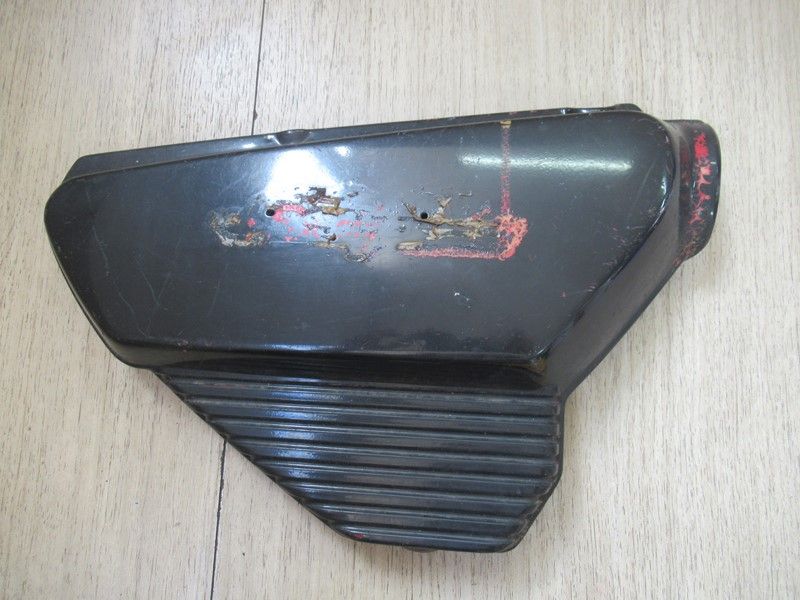 Cache latéral droit Honda 500 CX 1978-1992 (83500-415-0000)
