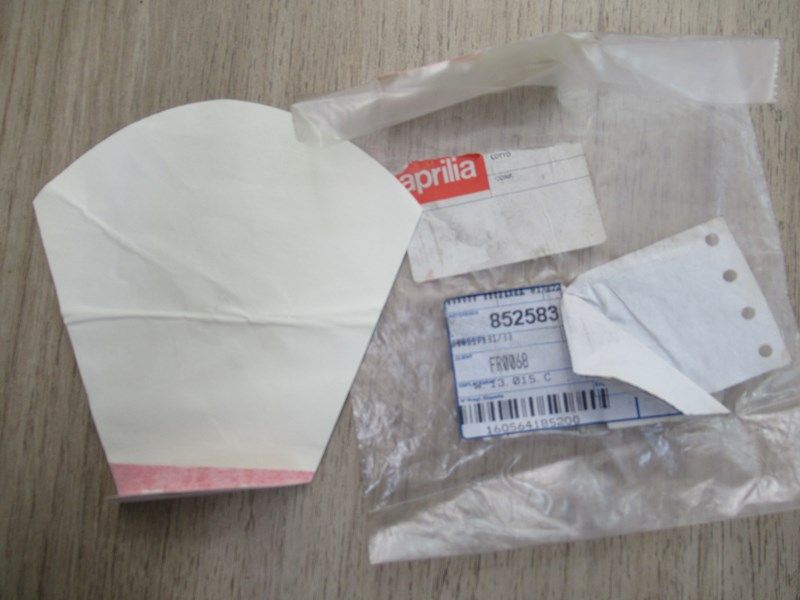 Sticker de capot de selle Aprilia 1000 RSV 2004-2008, 1000 Tuono 2006-2009 (852583)