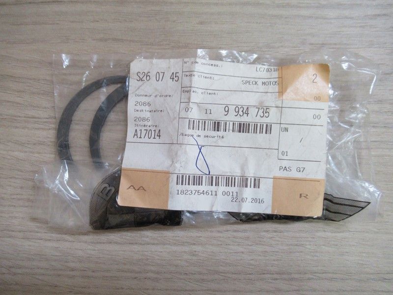 2 Circlips excentrique BMW F650 CS, F800 ST, F800 S (9 934 735)