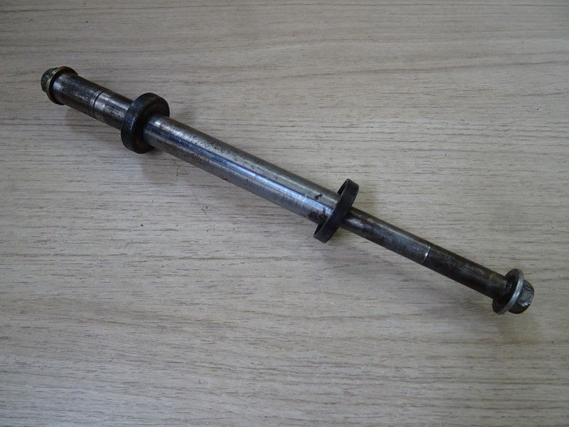 Axe de bras oscillant Suzuki GSX 400 E 1982-1987