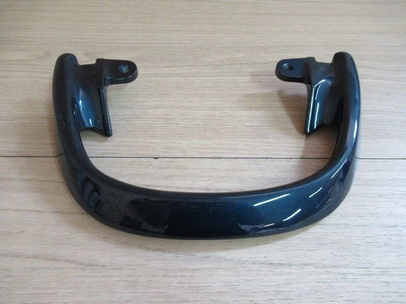 Barre de maintien passager Suzuki GSX1200 1999-2000 (46211-03F11-Y7K)