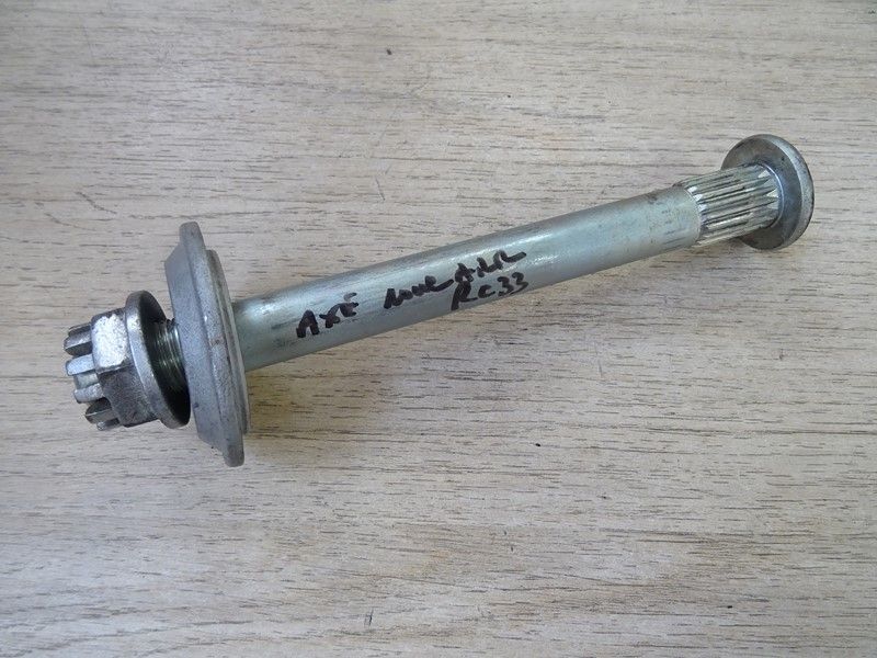 Axe de roue arrière Honda NTV 650 type RC33 1988/1997