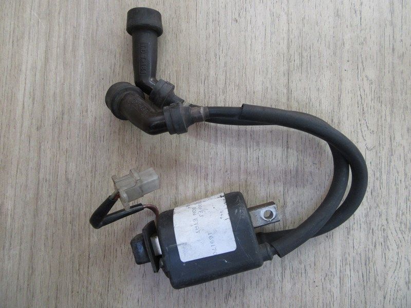 Bobine allumage haute tension 2 et 3 Yamaha 1100 FJ 1984-1985