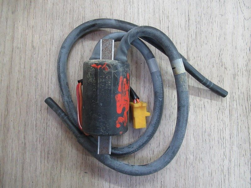 Bobine allumage haute tension 1 et 4 Yamaha 750 FZX 1987-1992