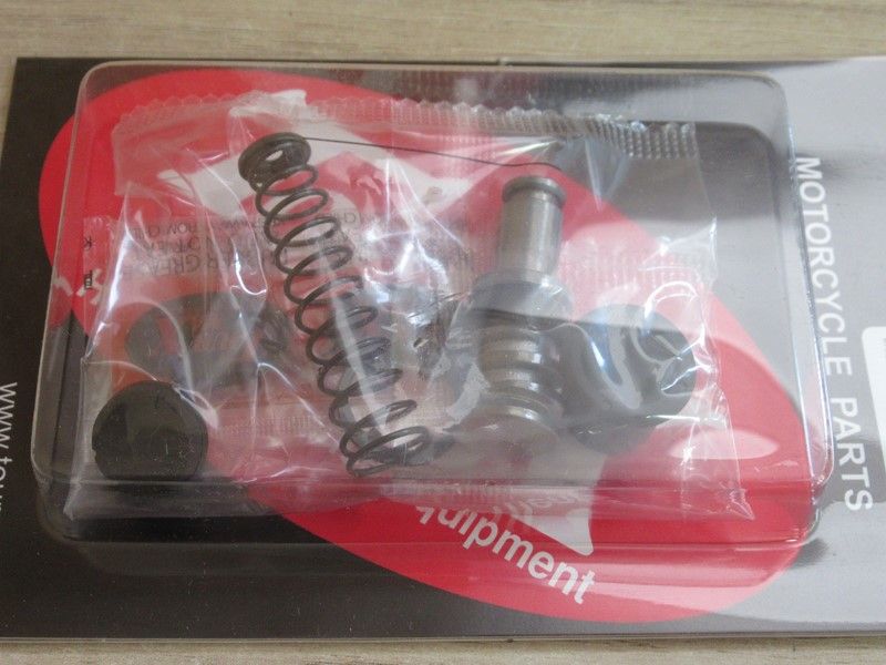 Kit maître-cylindre de frein avant Kawasaki ER-6 06-08, GPZ 1100 95-98, VN 750 86-06