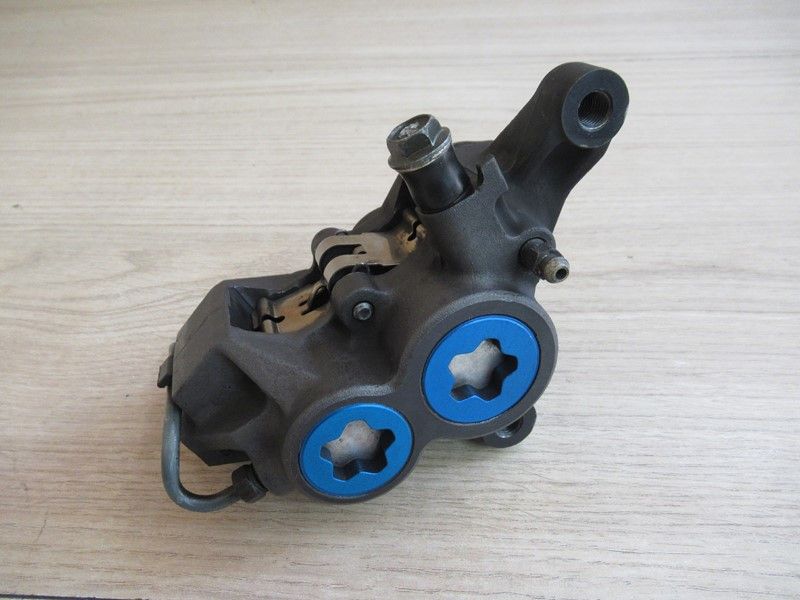 Étrier de frein avant droit Yamaha YZF 1000 Thunderace 1996-2000