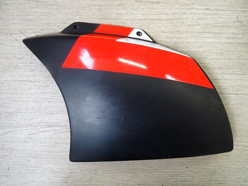 Cache droit Aprilia 1000 RSV type RP00 1998/2002 (DIS104719)