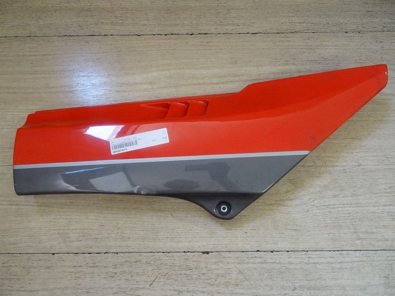 Cache latéral droit Kawasaki GPZ 1000 RX type ZXT00A 1986/1988