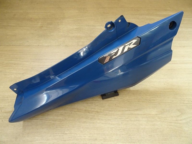 Cache latéral droit Yamaha FJR 1300 2006-2008 