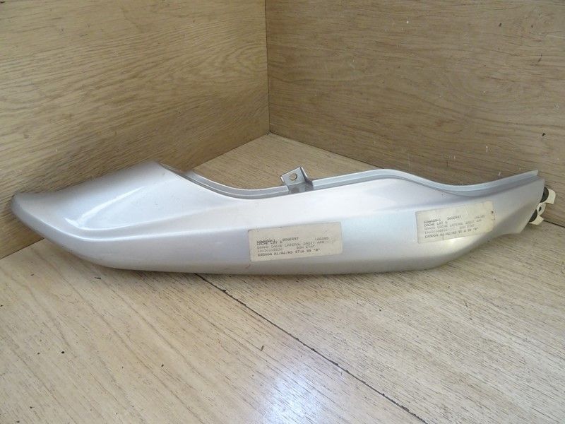 Cache latéral droit Kawasaki ER5 1997/1999 (4090-1088)