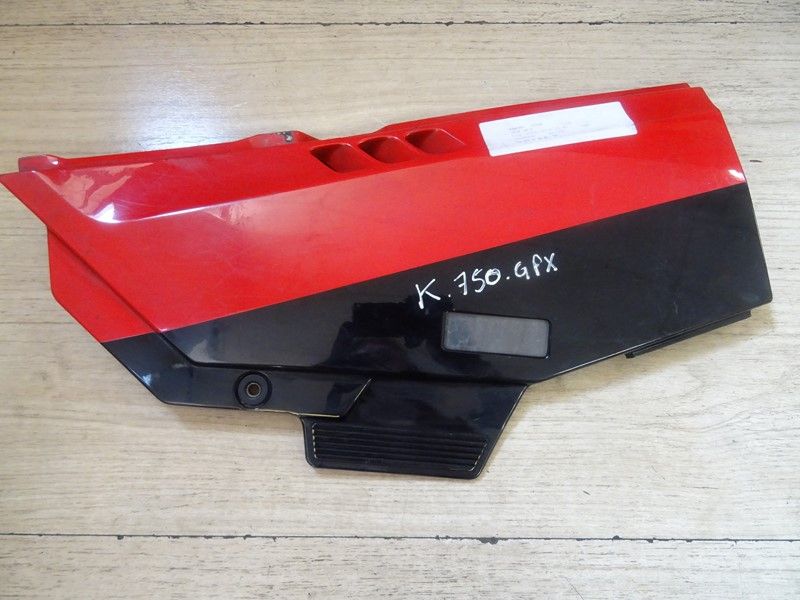 Cache latéral gauche Kawasaki GPX 750 R type ZX750F 1987/1990 (36001-1342)